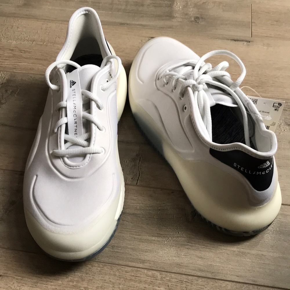 NWT Adidas Stella McCartney white tennis shoes 9